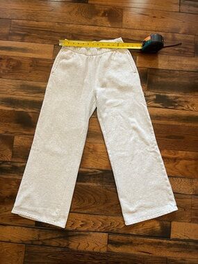 Hollister Ultra High-Rise Sweatpants in Light Gray